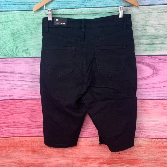 FASHION NOVA dirty little secret Black High Waist ripped Bermuda denim short NWT - Picture 11 of 11